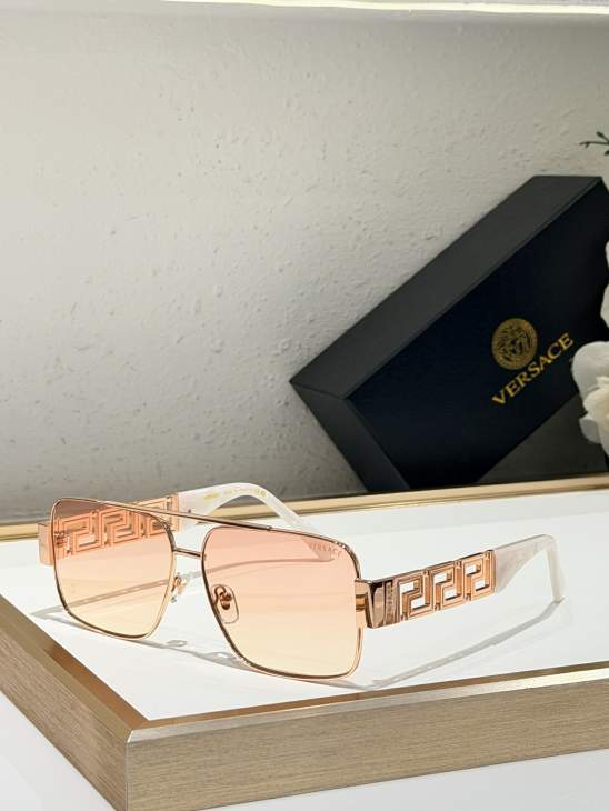 Picture of Versace Sunglasses _SKUfw79614783fw